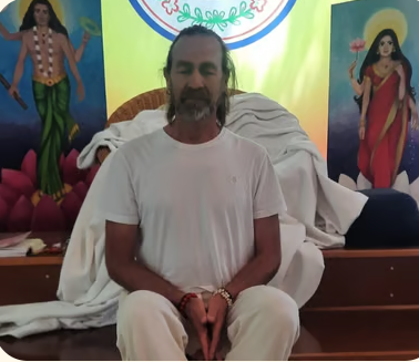 Mario Gartxitorena meditando